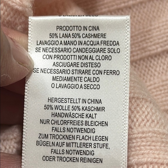 (R6) EQUIMENT Women Pink Turtleneck Sweater, Size M,50%wool y, 50% cashmere - Picture 13 of 14